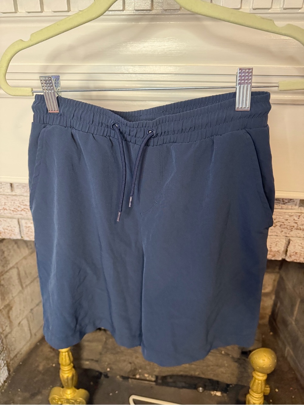 Vineyard Vines boys Navy Drawstring Athletic Shorts